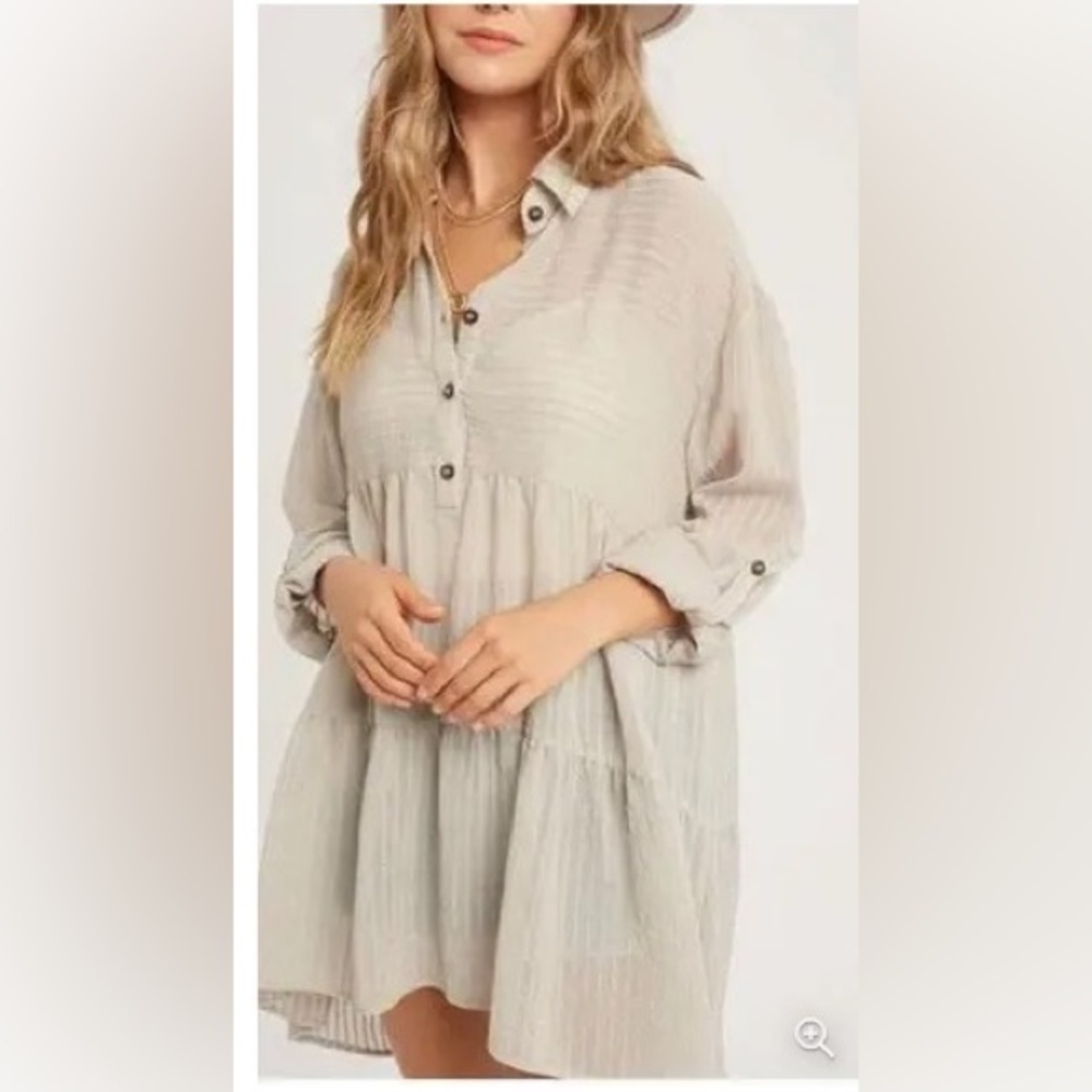 VICI Miou Muse Garrett Tiered Babydoll Tunic Dress Beige